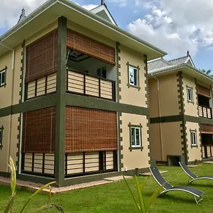 Seaside Self Catering Апартаменты